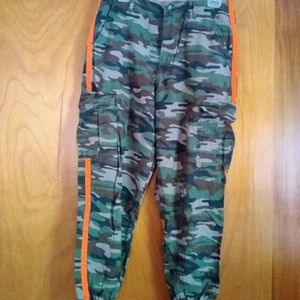 Oversized high waisted camo joggers
